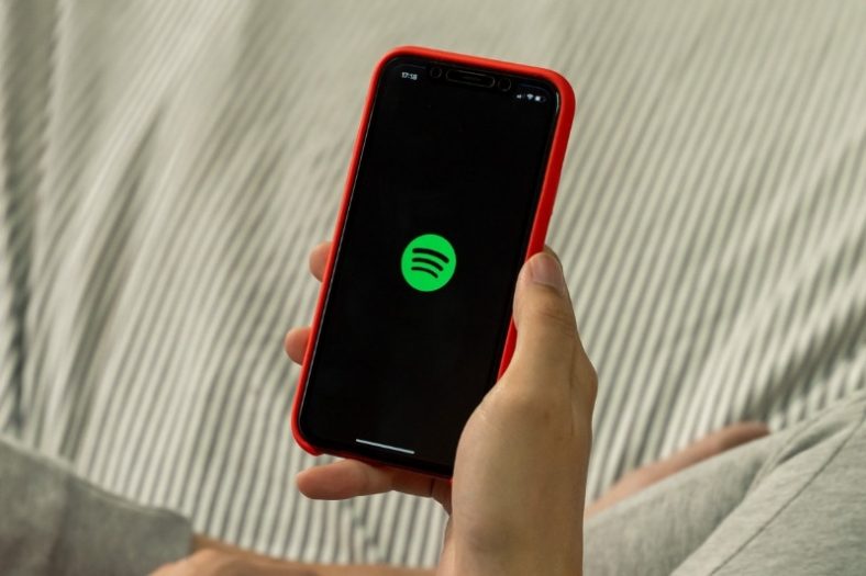 How-to-Rearrange-Songs-on-a-Spotify-Playlist