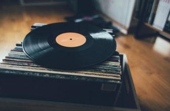 9 of the Best Vinyl Subscription Services (2025)