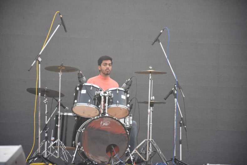 An acoustic drum kit