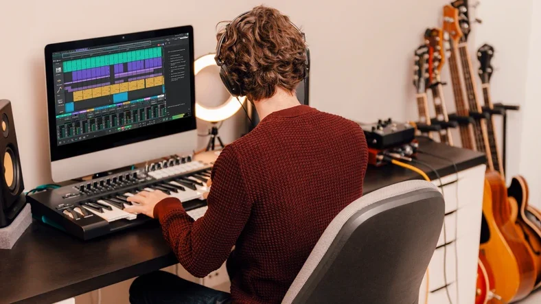 Waveform Free 14 interface
